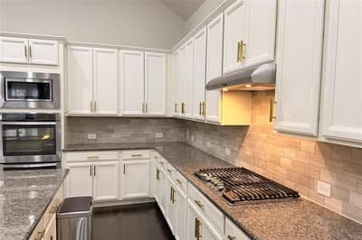3721 Winchester, The Colony TX 75056 - Photo 5