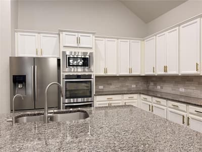 3721 Winchester, The Colony TX 75056 - Photo 4