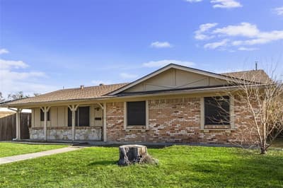 2801 Laramie Street, Irving TX 75062 - Photo 3