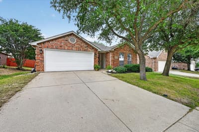 6040 Walleye Drive, Fort Worth TX 76179 - Photo 3