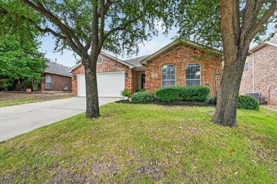6040 Walleye Drive, Fort Worth TX 76179 - Photo 4