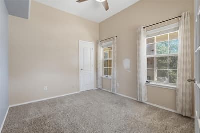 1104 Deedee Creek Drive, Euless TX 76040 - Photo 5