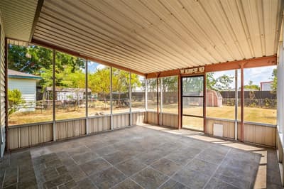 222 W Wilson Avenue, Sherman TX 75090 - Photo 4