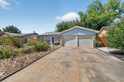 512 Park Center Boulevard, Saginaw TX 76179