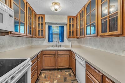 1232 Valley Vista Drive, Grapevine TX 76051 - Photo 5