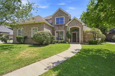 1207 Oak Creek Drive, Ennis TX 75119