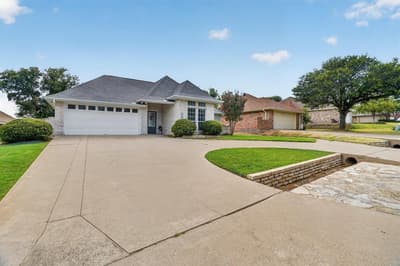8730 Bellechase Road, Granbury TX 76049 - Photo 3