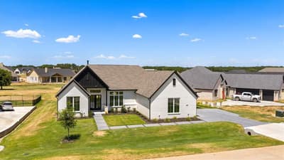 2119 Middlewood Circle, Granbury TX 76049 - Photo 2
