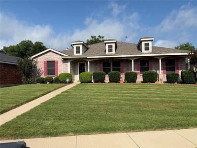 193 Rolling Court, Lancaster TX 75146