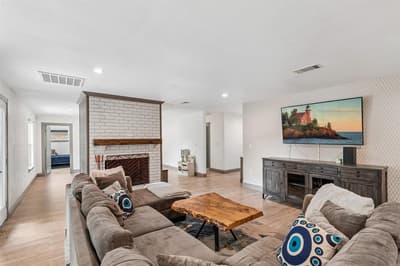 5216 Ashbrook Road, Dallas TX 75227 - Photo 2