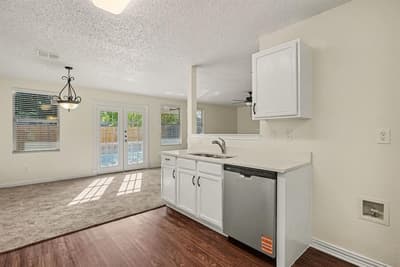 1404 Sunflower Court, Burleson TX 76028 - Photo 4
