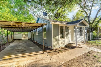2314 Frank Henderson Jr Drive, Dallas TX 75216 - Photo 2