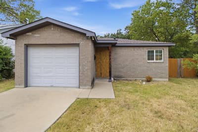 3923 Metropolitan Avenue, Dallas TX 75210 - Photo 2
