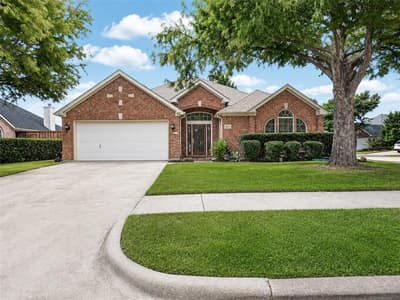 1049 Broken Spoke Drive, Little Elm TX 75068