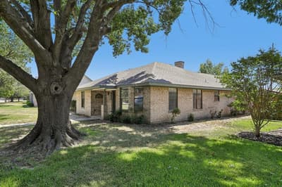 3805 Sunhill Drive, Greenville TX 75402 - Photo 4