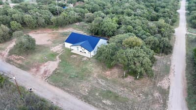 335 Ponderosa Street, Bowie TX 76230 - Photo 4