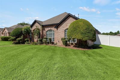 517 Quick Silver Drive, DeSoto TX 75115 - Photo 2