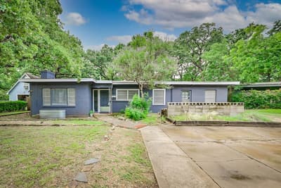 1122 W Park Row Drive, Arlington TX 76013