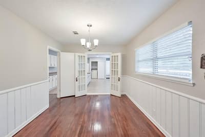 1122 W Park Row Drive, Arlington TX 76013 - Photo 5