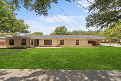 223 N Crest Street, Lancaster TX 75146 - Photo 2