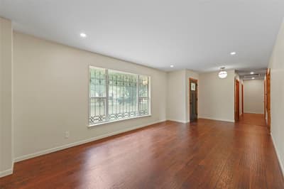 223 N Crest Street, Lancaster TX 75146 - Photo 5