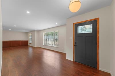223 N Crest Street, Lancaster TX 75146 - Photo 4