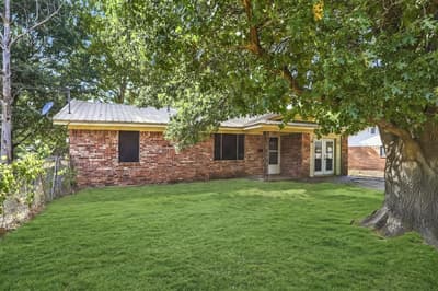 503 N College Street, Whitesboro TX 76273 - Photo 4