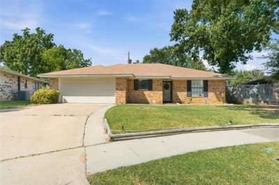 1509 Parma Court, Irving TX 75060 - Photo 2