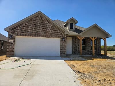 804 Silverleaf Drive, Ennis TX 75119