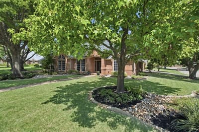 1613 Green Tree Drive, Hurst TX 76054 - Photo 2