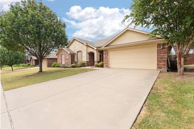 609 Jeffdale Drive, Burleson TX 76028