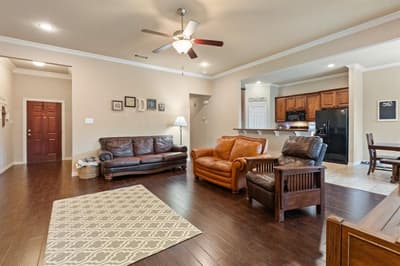 609 Jeffdale Drive, Burleson TX 76028 - Photo 5