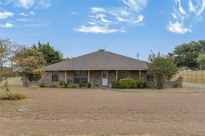 514 Sunflower Street, Red Oak TX 75154 - Photo 2