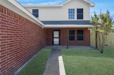 408 Centennial Place, Crowley TX 76036 - Photo 3