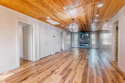 421 N Lazy Bend Road, Millsap TX 76066 - Photo 3