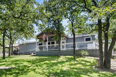 576 Threatt, Weatherford TX 76088 - Photo 2
