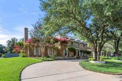 4351 Bullfinch Court, Fort Worth TX 76133 - Photo 3