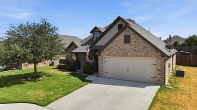 1813 Town Creek Circle, Weatherford TX 76086 - Photo 3