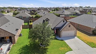 1813 Town Creek Circle, Weatherford TX 76086