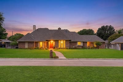 221 Manor Way, Sunnyvale TX 75182