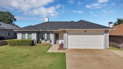 4925 Saint Thomas Place, Fort Worth TX 76135