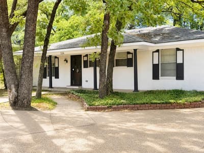 704 Dobbins Road, Corsicana TX 75110