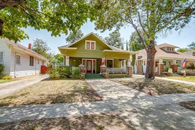 2009 Fairmount Avenue, Fort Worth TX 76110 - Photo 2