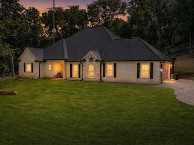 113 Oak Branch Court, Waxahachie TX 75167
