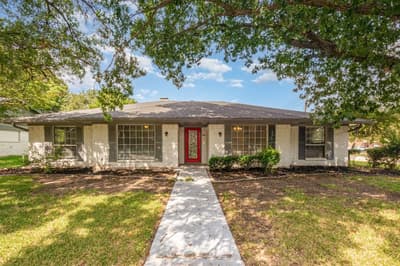 3101 Bonniebrook Drive, Plano TX 75075 - Photo 2