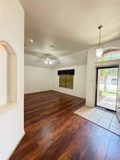 7806 Quiet Waters Drive, Arlington TX 76016 - Photo 5