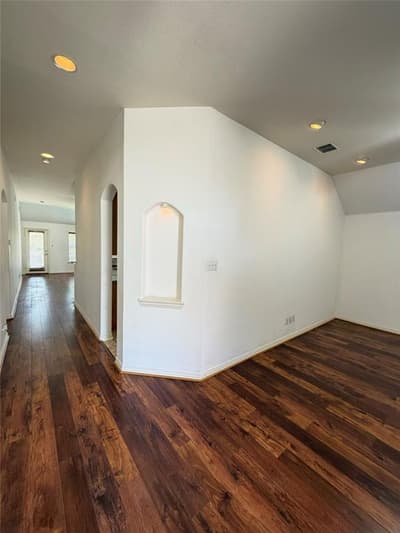 7806 Quiet Waters Drive, Arlington TX 76016 - Photo 4