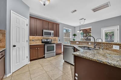 1515 Nightingale Lane, Corinth TX 76210 - Photo 5