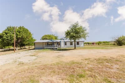 9800 2nd Street, Joshua TX 76058 - Photo 2
