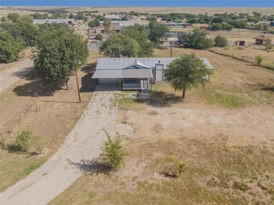 9800 2nd Street, Joshua TX 76058